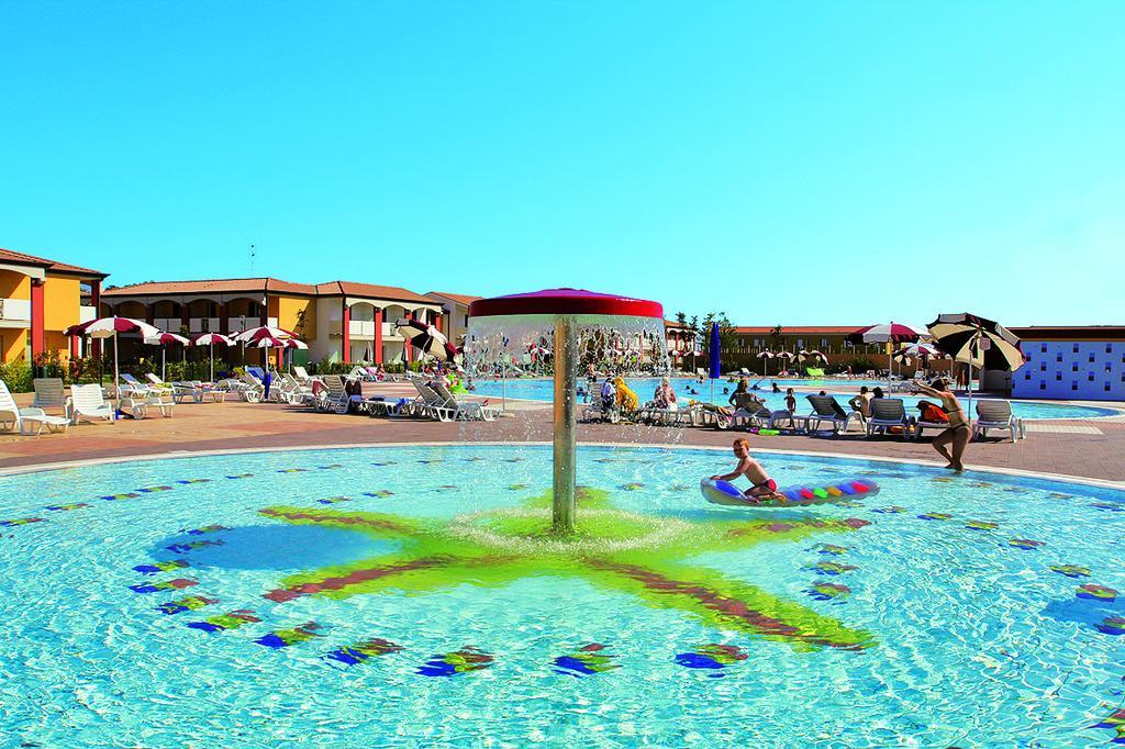 דונה ורדה Villaggio Ai Pini מראה חיצוני תמונה