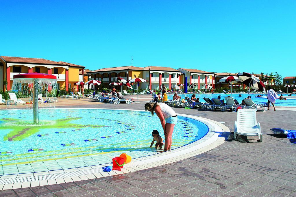 דונה ורדה Villaggio Ai Pini מראה חיצוני תמונה